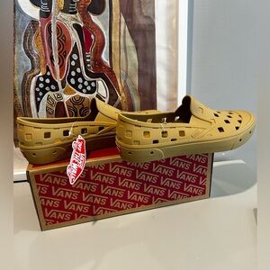 Vans Slip_on Trk New in a box , They are Unisex
